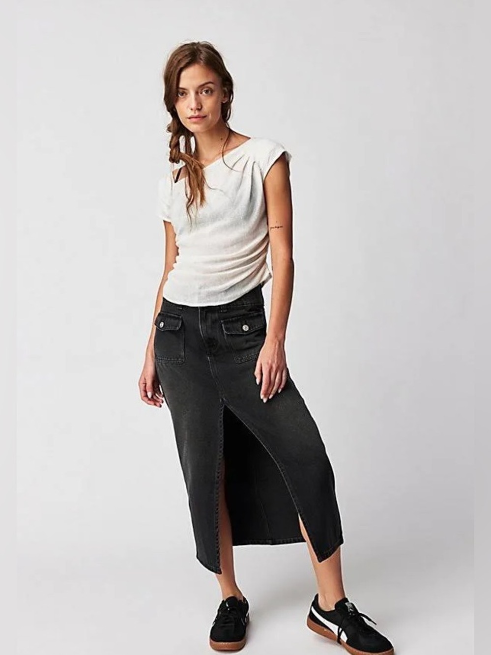 Free People Madison Midi Skirt in a faded black wash
Size 29